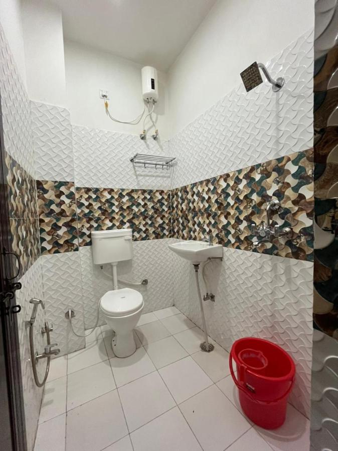 Lotus Paying Guest House Varanasi Luaran gambar